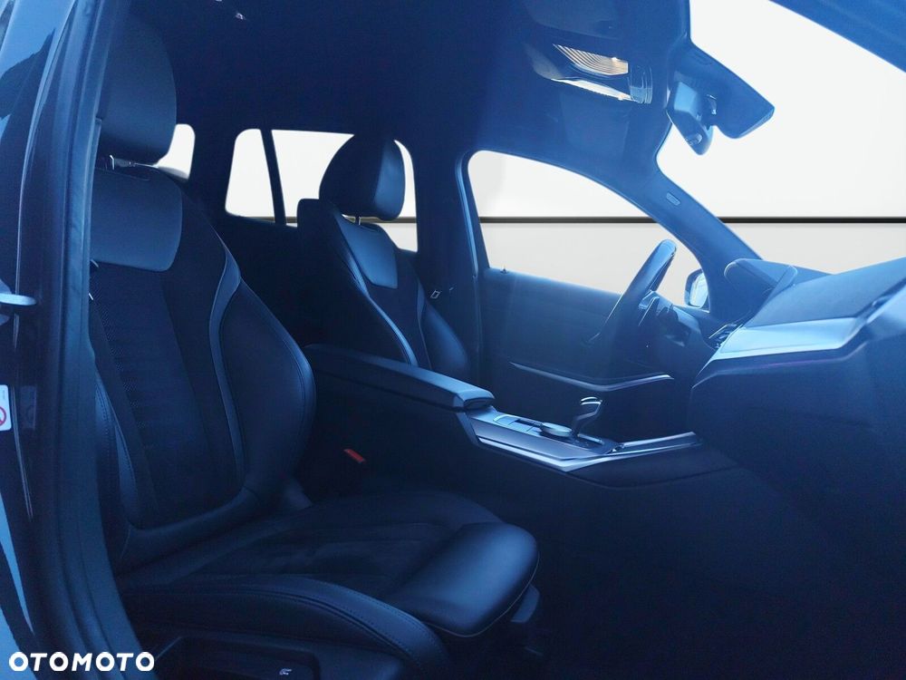 BMW Seria 3 - 22