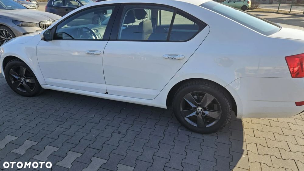 Skoda Octavia 1.4 TSI Ambition - 4