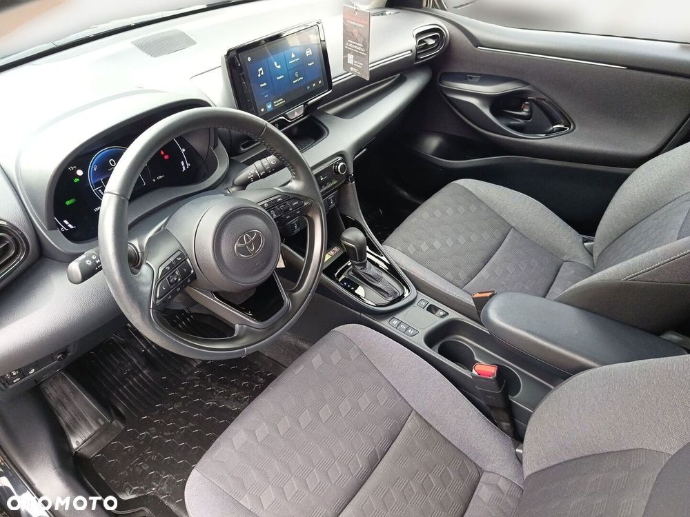 Toyota Yaris Hybrid 1.5 Style - 29