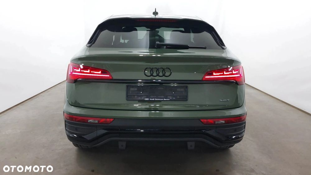 Audi Q5 Sportback - 10