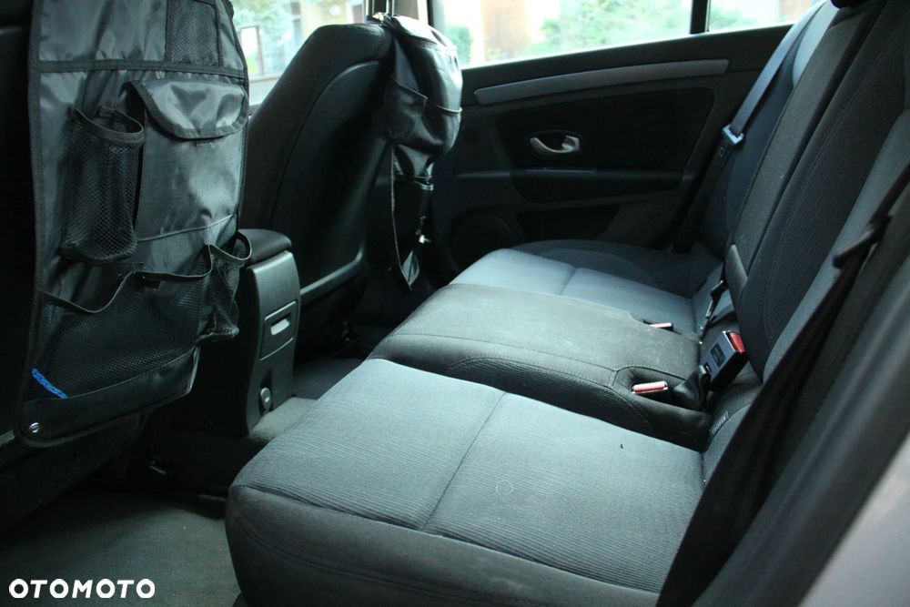 Renault Laguna 2.0 Authentique - 9