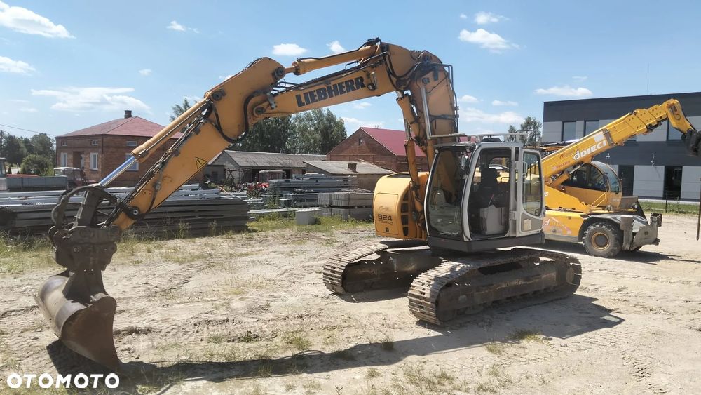 Liebherr Compact 924 - 1
