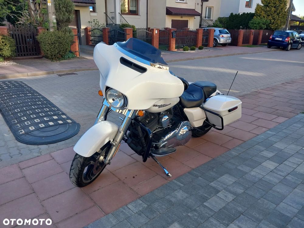 Harley-Davidson Touring Street Glide - 3