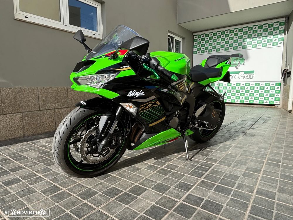 Kawasaki ZX ZX6R - 10
