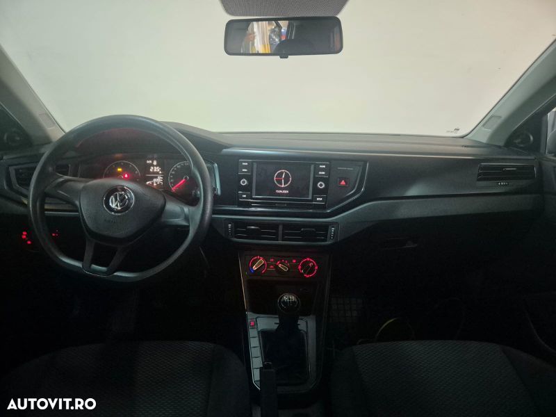 Volkswagen Polo - 10