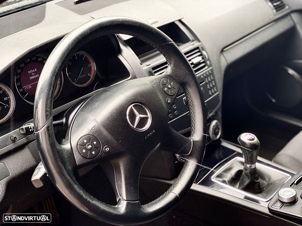 Mercedes-Benz C 200 CDi Classic - 12