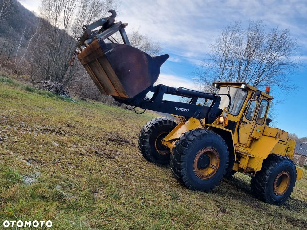 Volvo BM 4400 Ładowarka Fadroma Sprowadzona z Norwegii Widły Łyżka Bocian Wysięgnik! Aktualne badania w DEKRA! Oryginał zadbana Bez luzów i wycieków Potężna Moc. Nie pracowała w Kraju! 6 cylindrów pneumat Hamulec Opony jak Nowe - 1