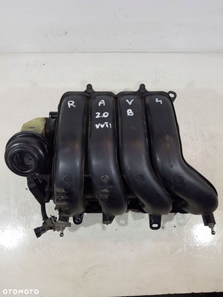 kolektor ssący toyota rav 4 avensis t25 2.0 vvt-i - 1