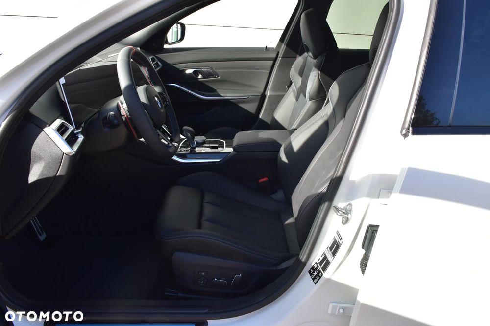 BMW M3 Competition xDrive sport - 13