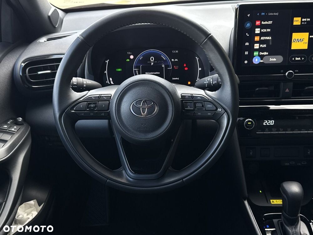 Toyota Yaris Cross Hybrid 1.5 Style - 17