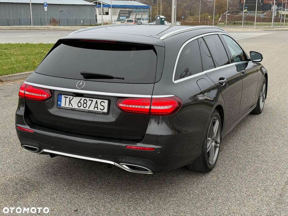 Mercedes-Benz Klasa E - 11