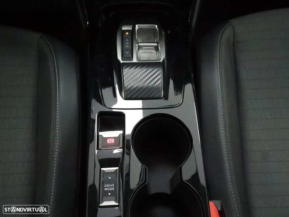Peugeot 208 1.2 PureTech Allure EAT8 - 24
