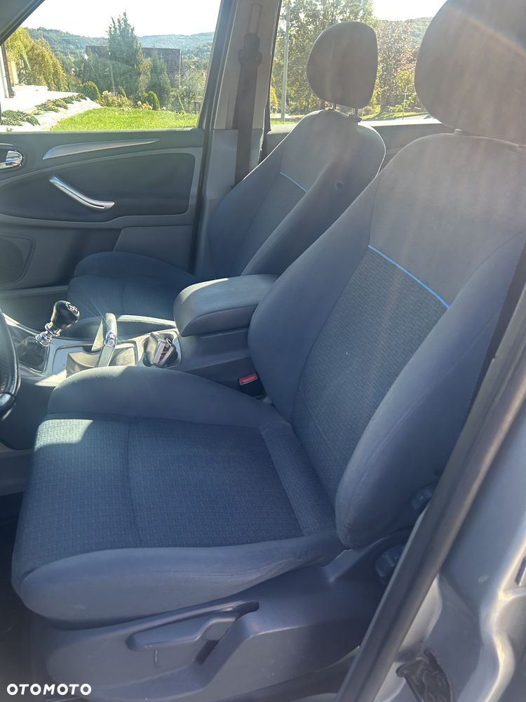 Ford S-Max - 6