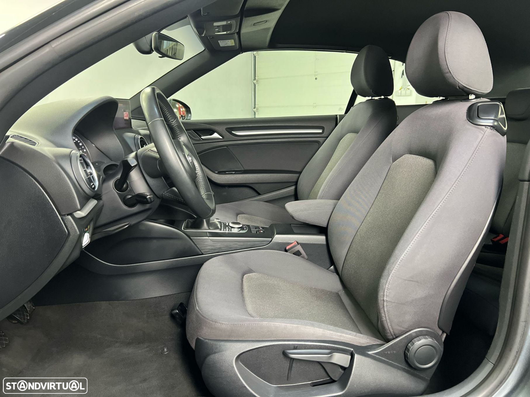 Audi A3 Cabrio 1.6 TDi Design - 10