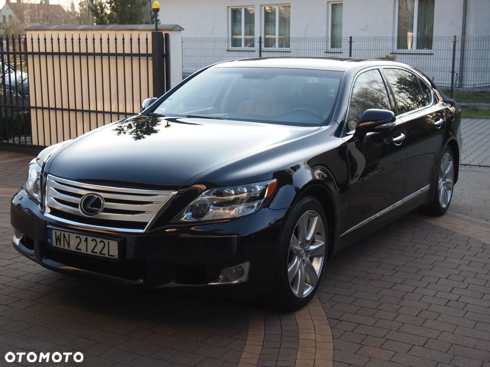 Lexus LS 600h L Superior - 9