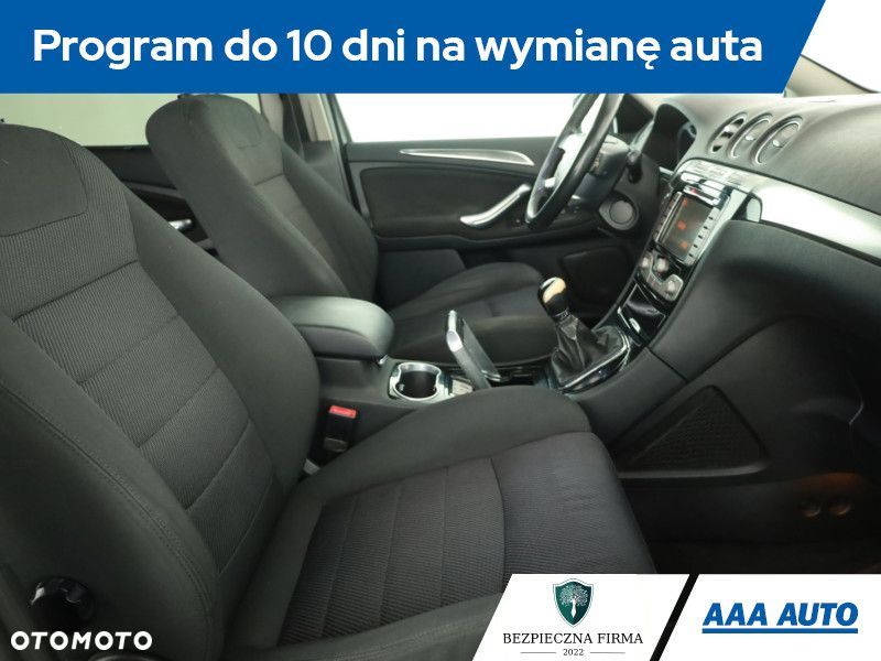 Ford S-Max - 8