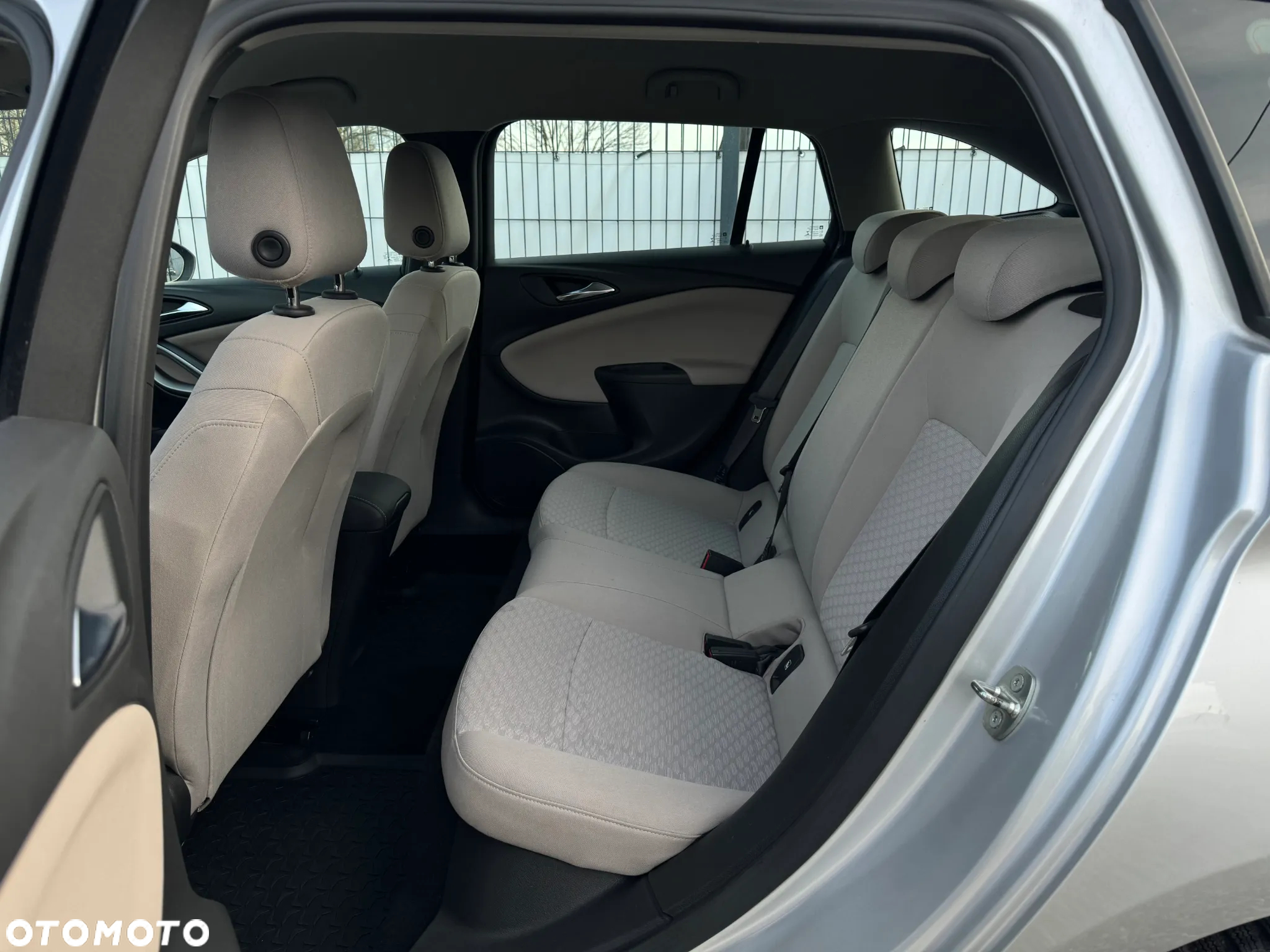 Opel Astra IV 1.6 CDTI Sport - 21