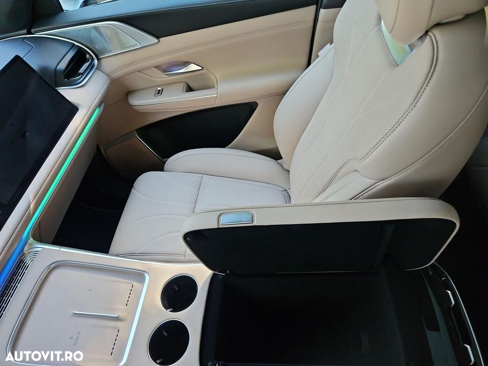 Xpeng G9 93.1 kWh RWD Long range - 27