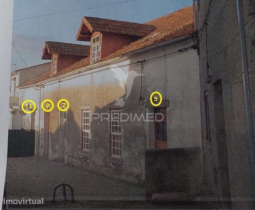 Oportunidade para reabilitação e promoção imobiliária – Gouveia - Grande imagem: 2/32