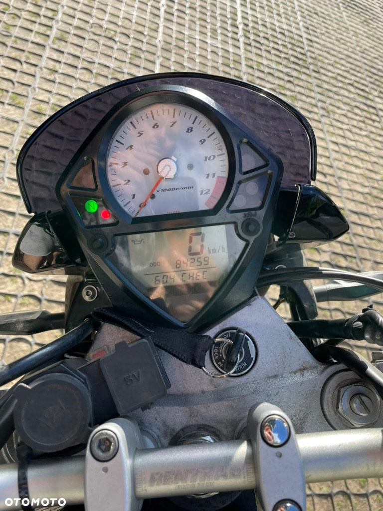 Suzuki SV - 7