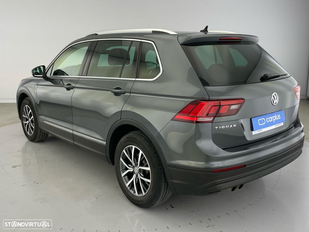 VW Tiguan 1.5 TSI Confortline - 26
