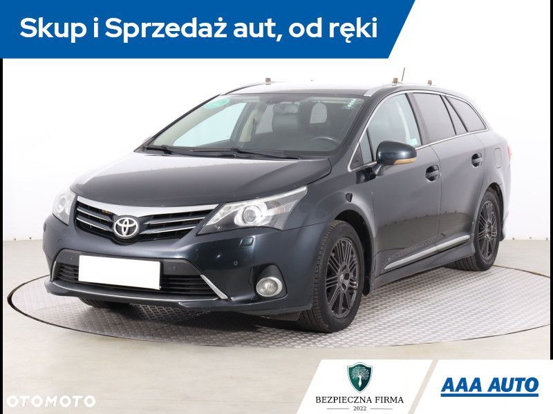 Toyota Avensis - 2