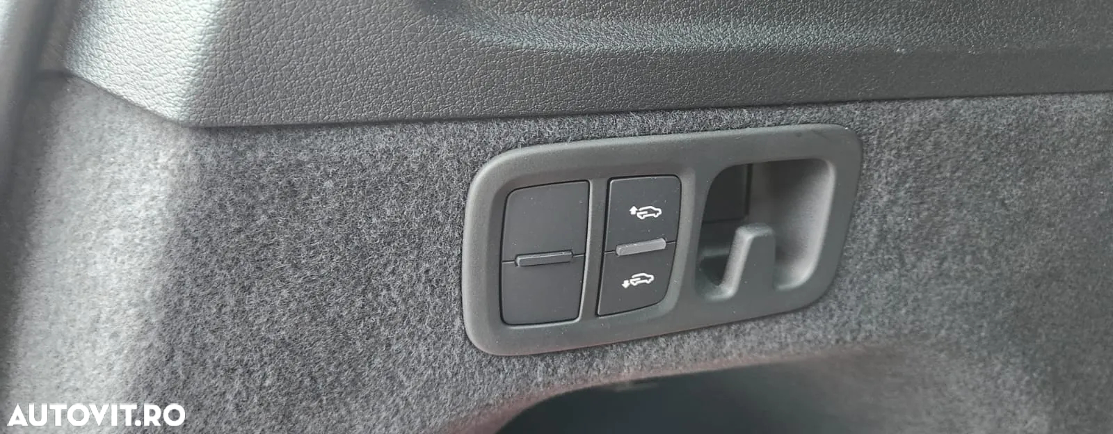 Audi Q7 55 TFSI e quattro Tiptronic PHEV S Line - 12