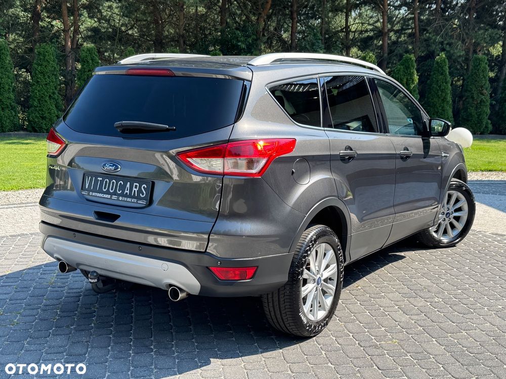 Ford Kuga 2.0 TDCi 2x4 Titanium - 17