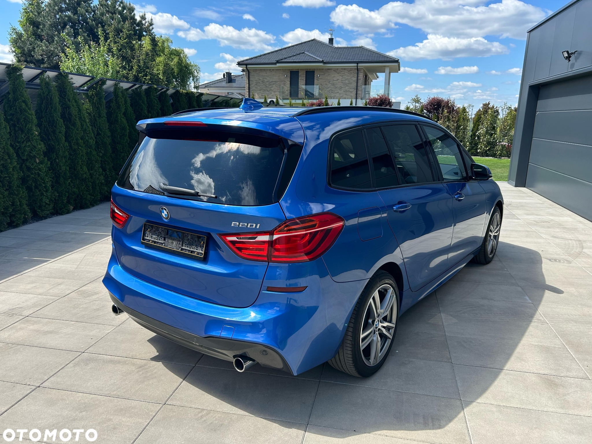 BMW Seria 2 220i Gran Tourer M Sport - 12