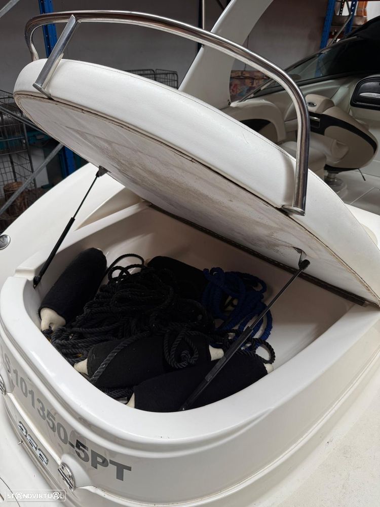 Chaparral 256 SSx - 11