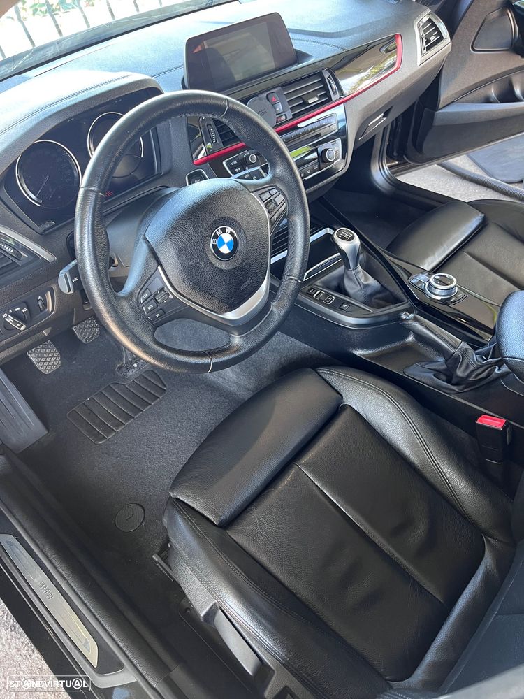 BMW 118 i Line Sport - 3