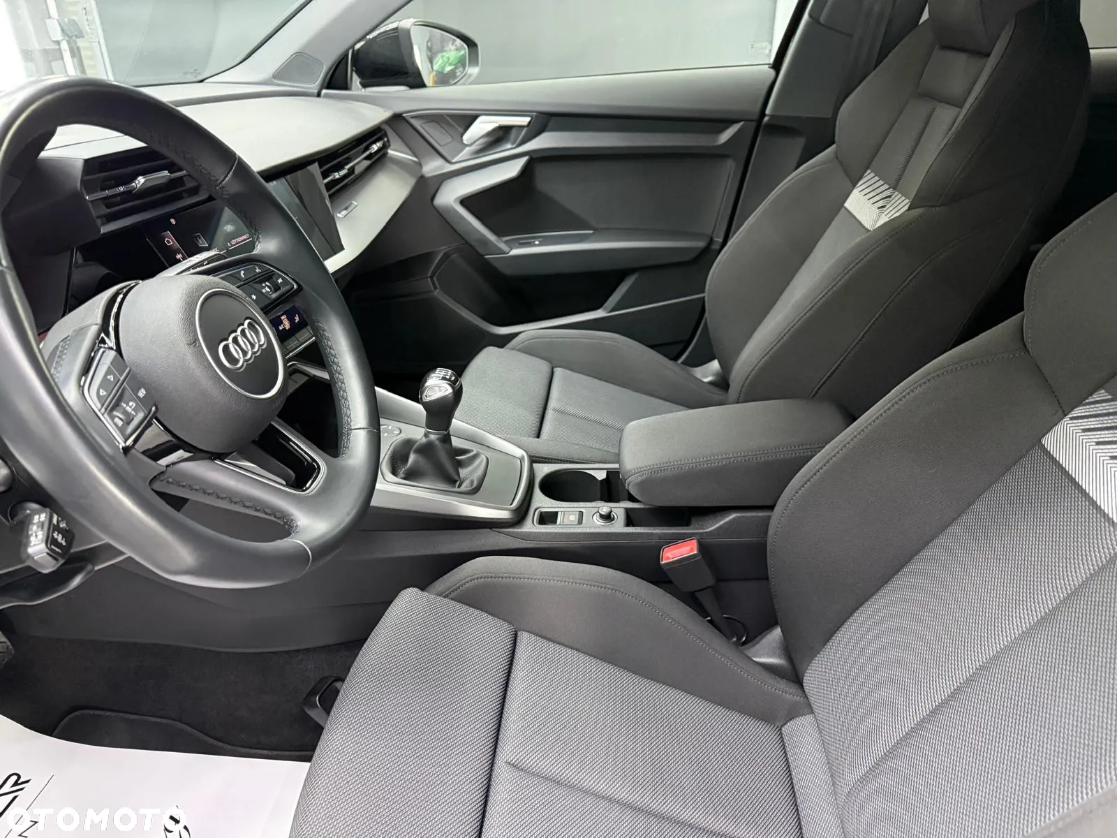 Audi A3 35 TFSI Sportback S line - 26