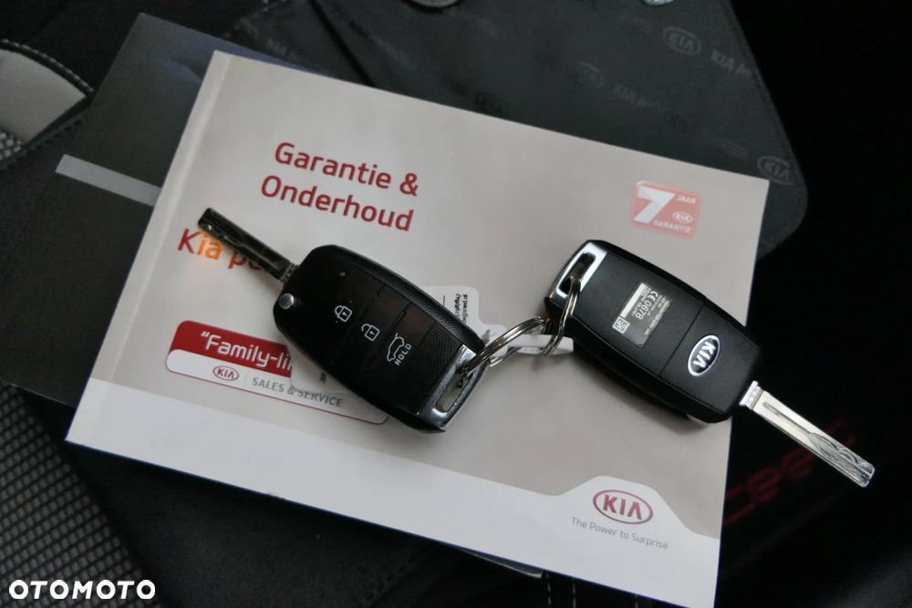 Kia Ceed 1.6 GDI Business Line - 16