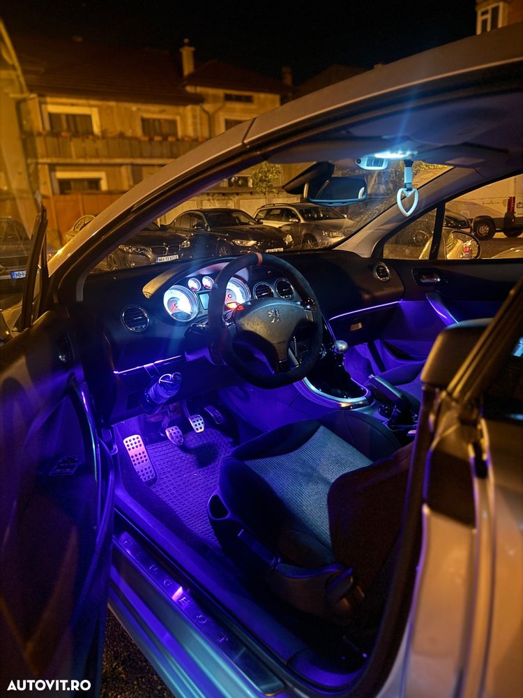 Peugeot 308 2.0 HDI Premium Pack - 6