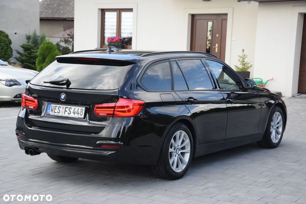 BMW Seria 3 320i Touring Sport Line - 8