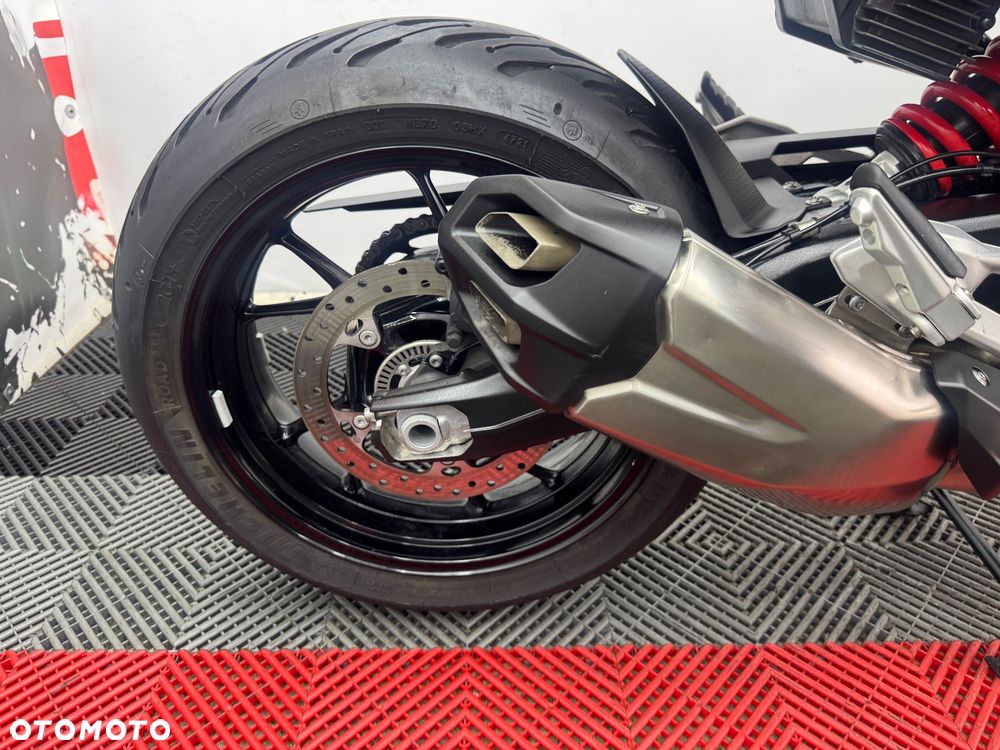 BMW XR - 30