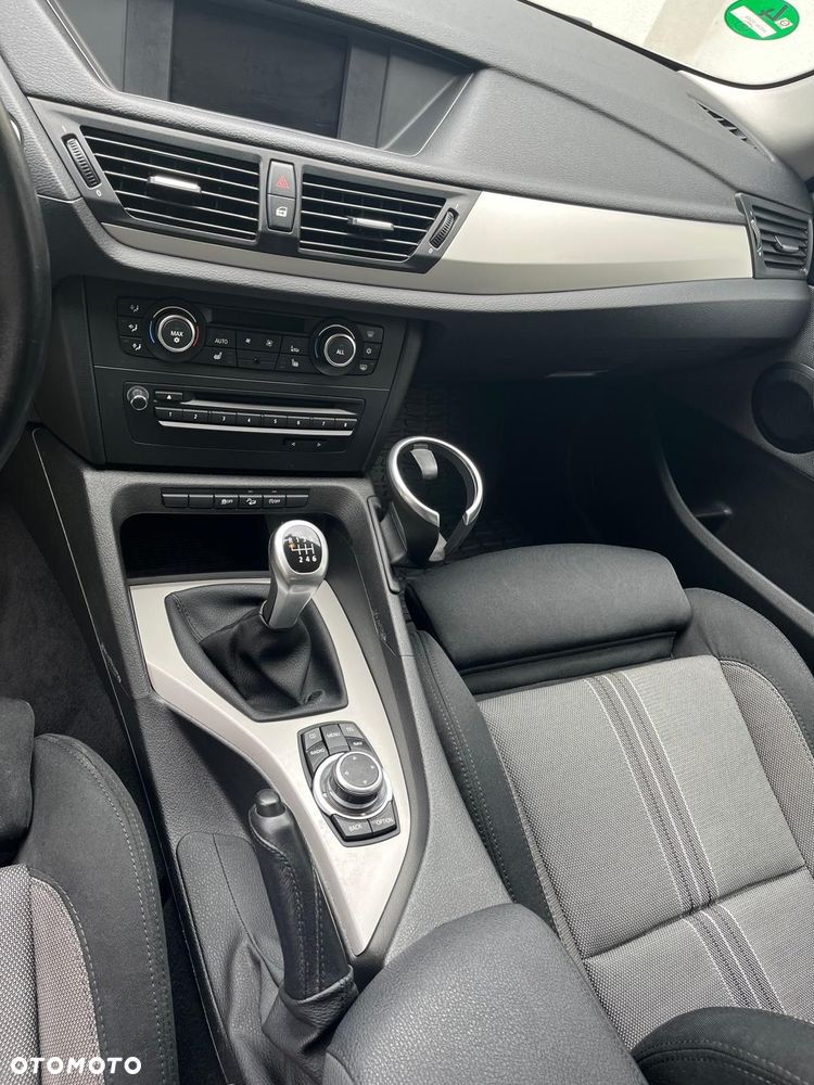 BMW X1 xDrive18d xLine - 7