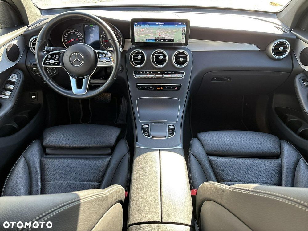 Mercedes-Benz GLC - 13