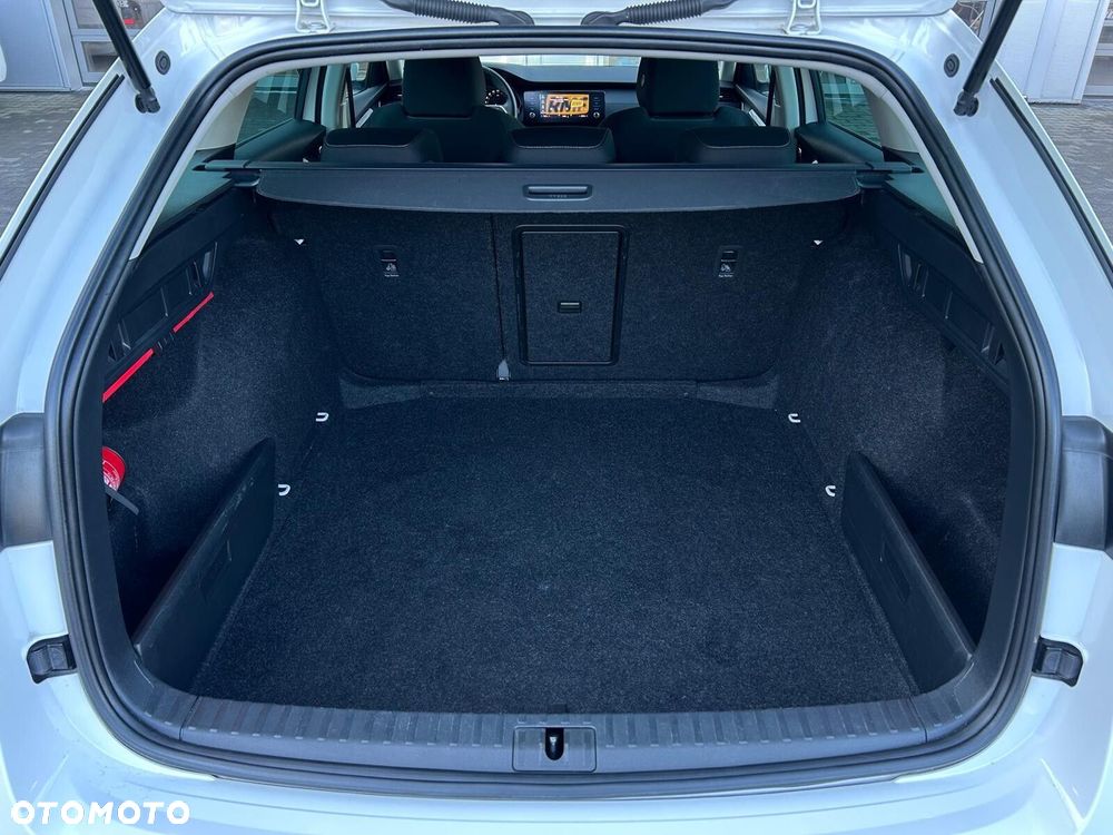 Skoda Octavia 1.0 TSI Ambition - 10