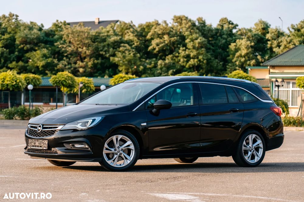 Opel Astra 1.6 CDTI Start/Stop Sports Tourer Active - 2