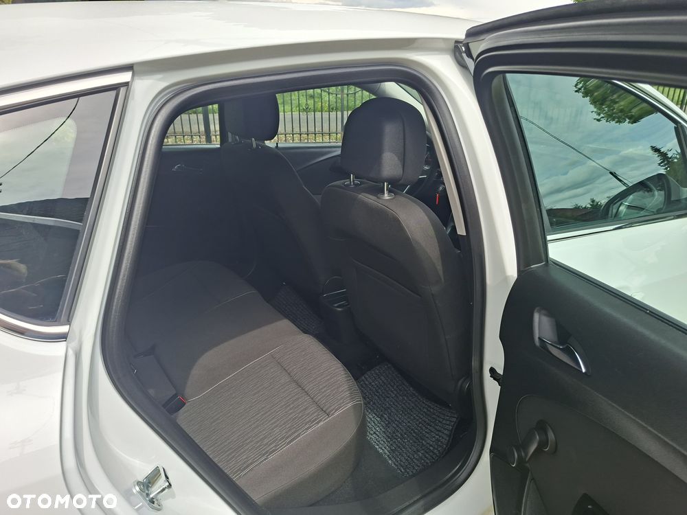 Opel Astra 1.4 Turbo Style - 10