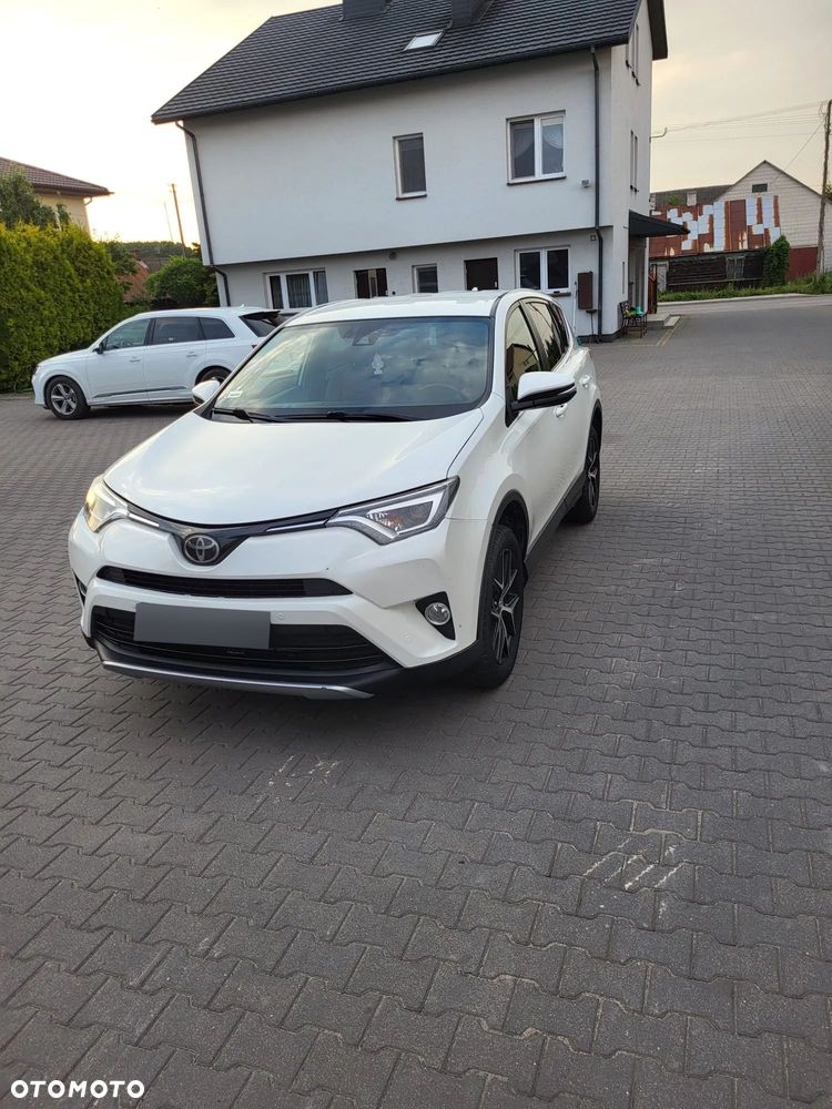 Toyota RAV4 2.0 D-4D Style 4x2 - 5