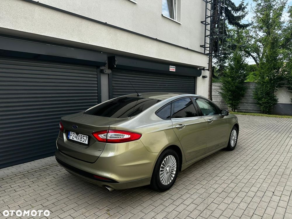 Ford Fusion - 14