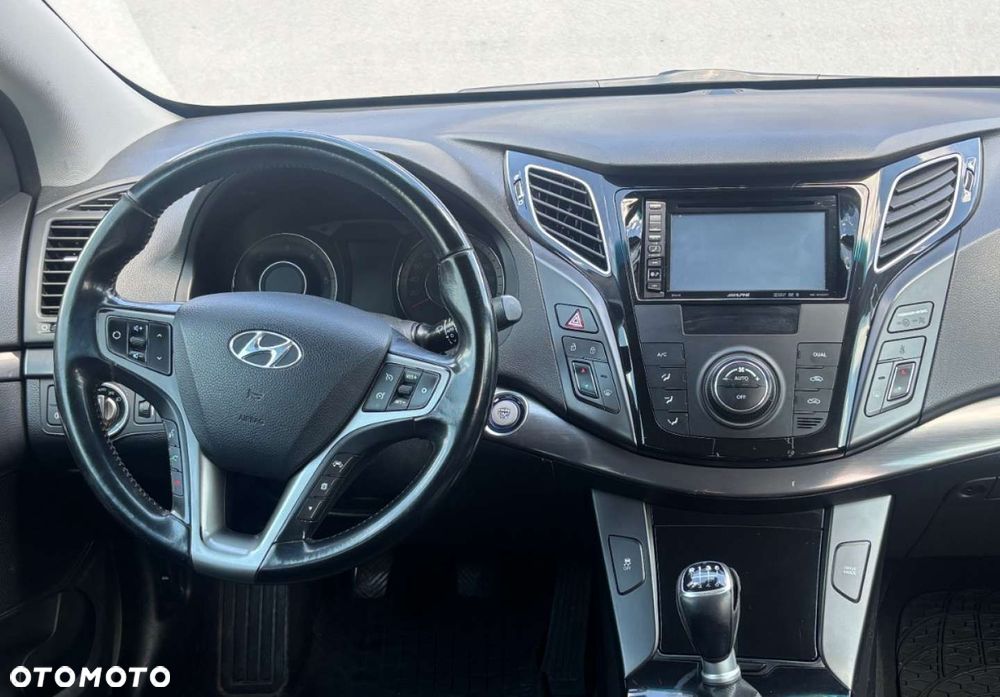 Hyundai i40 - 12