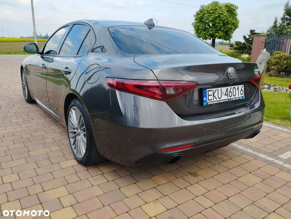 Alfa Romeo Giulia 2.0 Turbo Sprint - 4