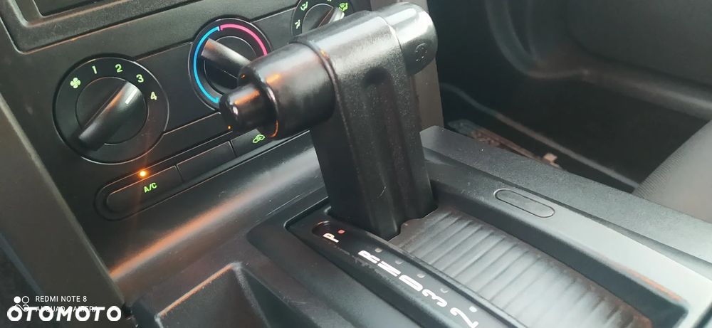 Ford Mustang 4.0 V6 Premium - 16