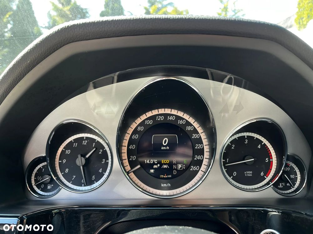 Mercedes-Benz Klasa E 350 CDI BlueEff Avantgarde - 14