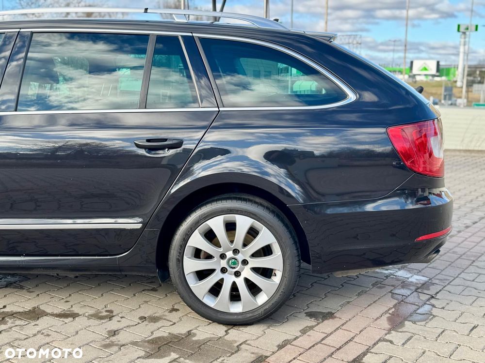 Skoda Superb 2.0 TDI DSG FAMILY - 10