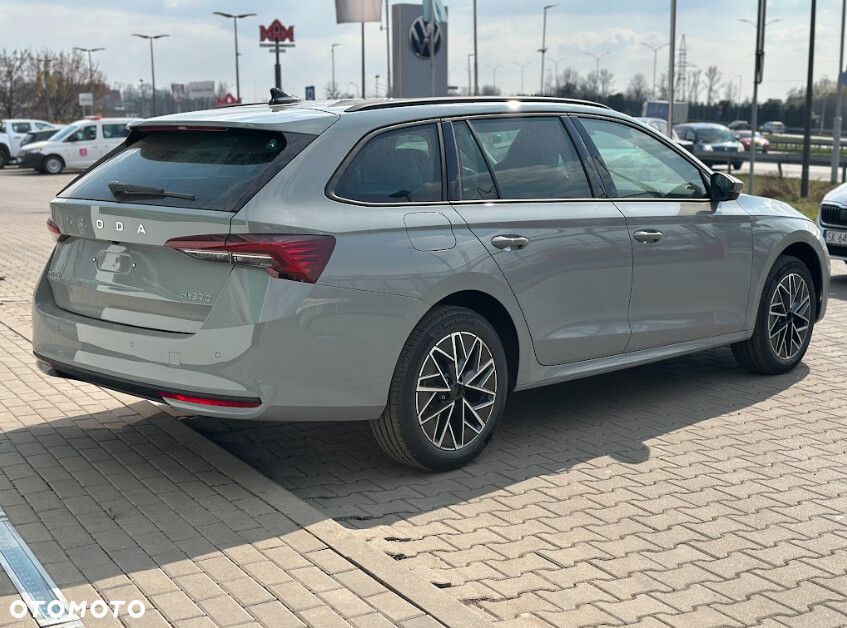 Skoda Octavia - 3