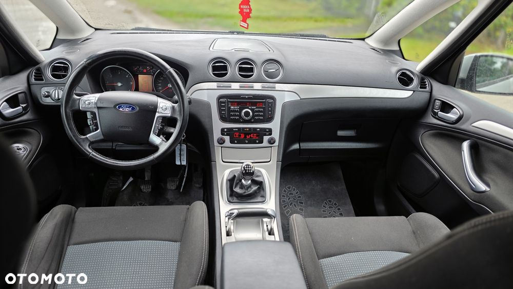 Ford S-Max - 7